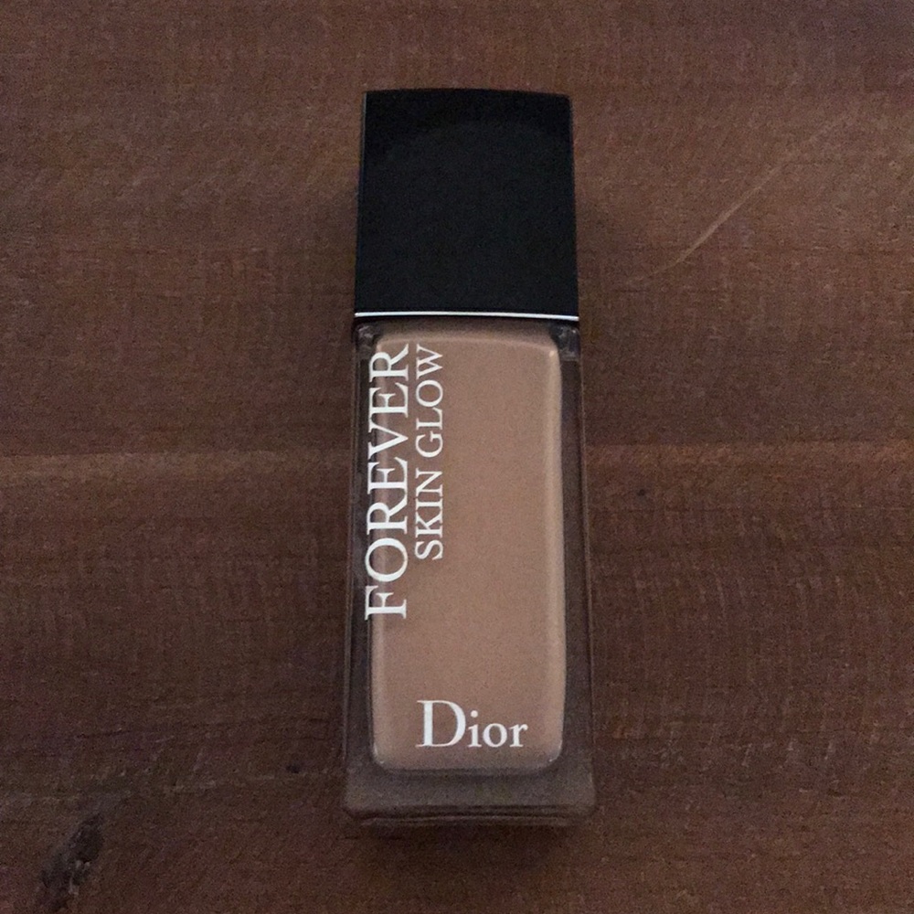 Dior Forever Skin Glow